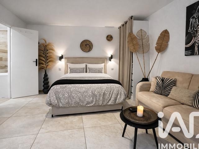 Vente  Studio de 26 m² à Hyères 144 000 euros Réf: SFN-1927058