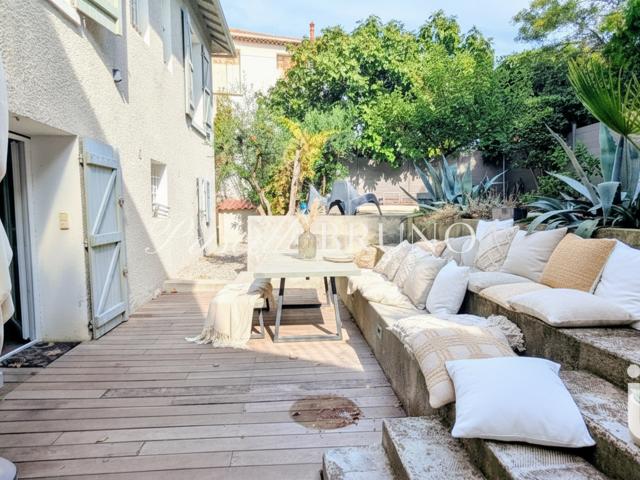 Vente  Maison de 138 m² à Toulon 750 000 euros Réf: SFN-1926436