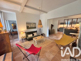 Vente  Appartement F3  de 61 m² à Hyères 280 000 euros Réf: SFN-1927741