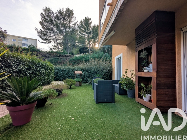 Vente  Appartement T4  de 82 m² à Saint Raphaël 379 000 euros Réf: SFN-1929076