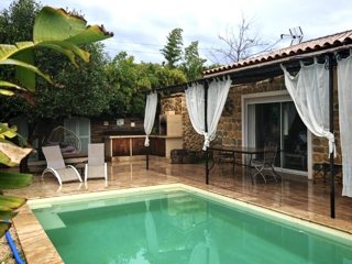 Vente  Maison de 156 m² à Solliès Pont 672 000 euros Réf: SFN-1929357