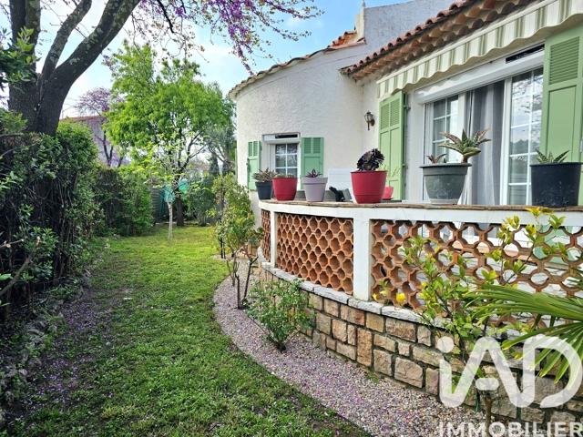 Vente  Maison de 105 m² au Luc 399 000 euros Réf: SFN-1927453