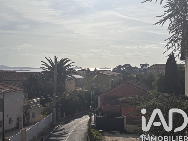 Vente  Appartement F3  de 67 m² à Bandol 385 000 euros Réf: SFN-1928689