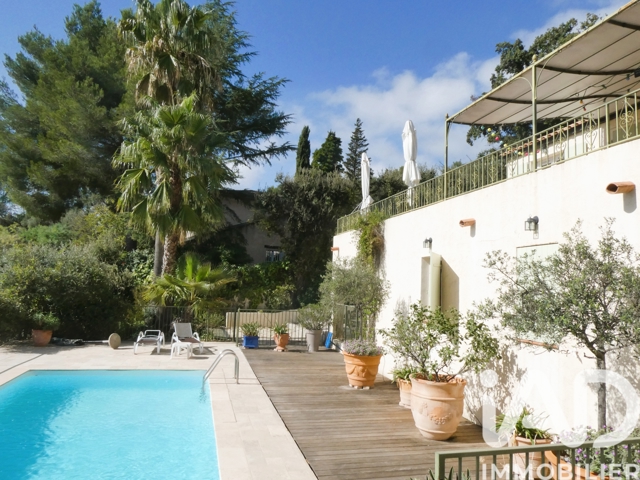 Vente  Maison de 160 m² à Pierrefeu du Var 680 000 euros Réf: SFN-1930596