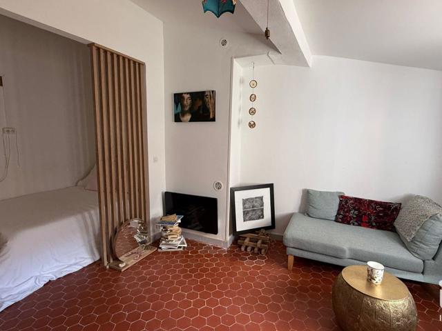 Vente  Studio de 30 m² à Toulon 110 000 euros Réf: SFN-1932080