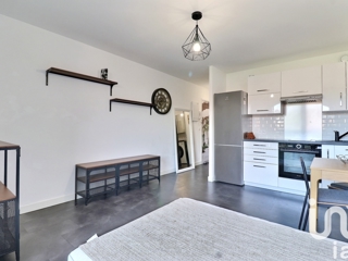 Vente  Studio de 22 m² à Hyères 125 000 euros Réf: SFN-1867273