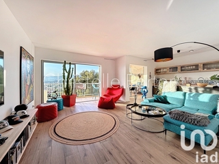 Vente  Appartement T3  de 80 m² à Six-Fours 569 000 euros