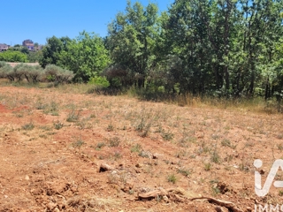 Vente  Terrain de 789 m² à Montmeyan 86 000 euros