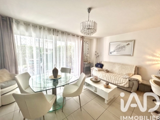 Vente  Appartement T2  de 55 m² à Saint Raphaël 295 000 euros Réf: SFN-1933120