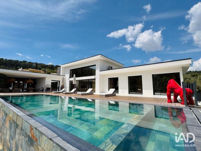 Vente  Maison de 200 m² à Bandol 2 480 000 euros Réf: SFN-1933846