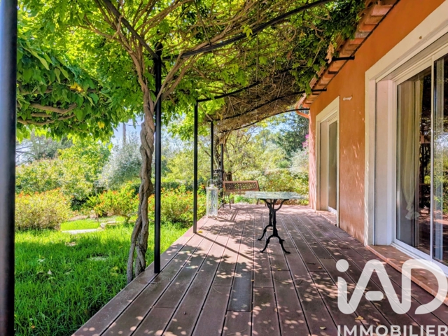 Vente  Maison de 126 m² à Cuers 620 000 euros Réf: SFN-1936162