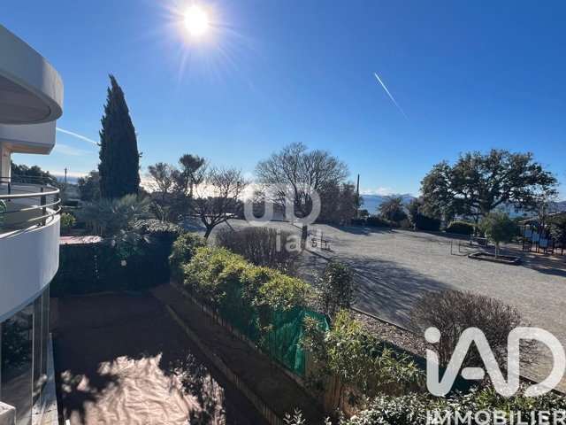 Vente  Appartement F3  de 75 m² à Saint Raphaël 545 000 euros Réf: SFN-1933677