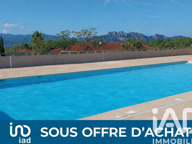 Vente  Appartement F2  de 43 m² à Roquebrune sur Argens 190 000 euros Réf: SFN-1935550