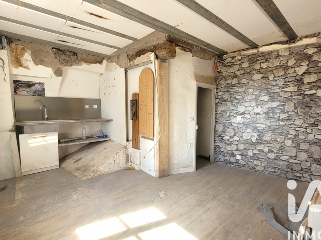 Vente  Maison de 60 m² à Montmeyan 65 000 euros Réf: SFN-1938778