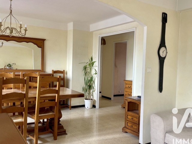 Vente  Appartement F3  de 70 m² à Toulon 130 000 euros Réf: SFN-1931990