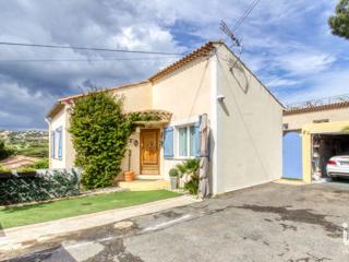 Vente  Maison de 55 m² à Sainte Maxime 350 000 euros Réf: SFN-1942045