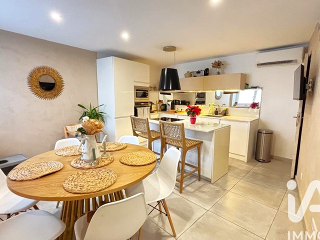 Vente  Maison de 64 m² à Saint Paul en Forêt 215 000 euros Réf: SFN-1942817