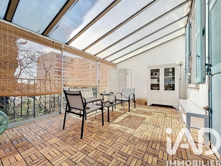 Vente  Appartement F6  de 123 m² à Hyères 400 000 euros Réf: SFN-1943600