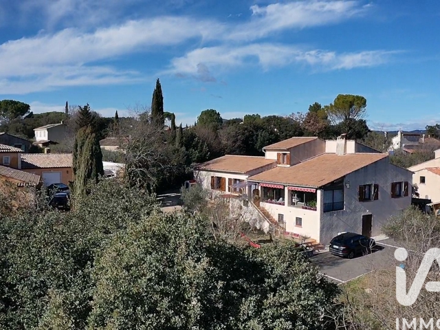 Vente  Maison de 287 m² à Carcès 549 000 euros Réf: SFN-1937239