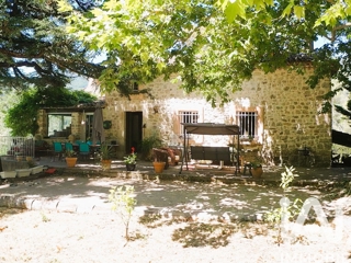 Vente  Maison de 260 m² à Bargemon 790 000 euros