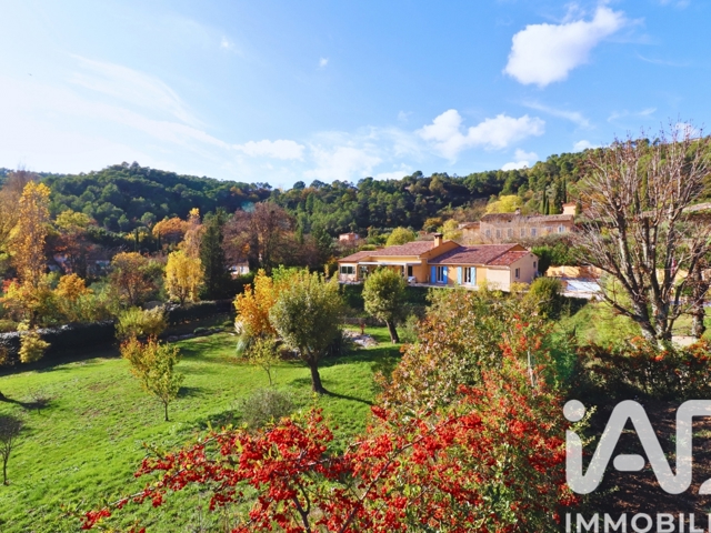 Vente  Maison de 187 m² à Cotignac 995 000 euros Réf: SFN-1895010