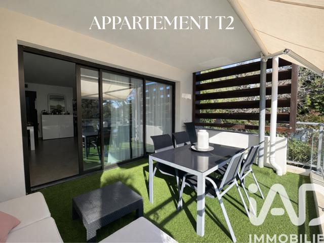 Vente  Appartement F2  de 58 m² à Hyères 335 000 euros Réf: SFN-1946233