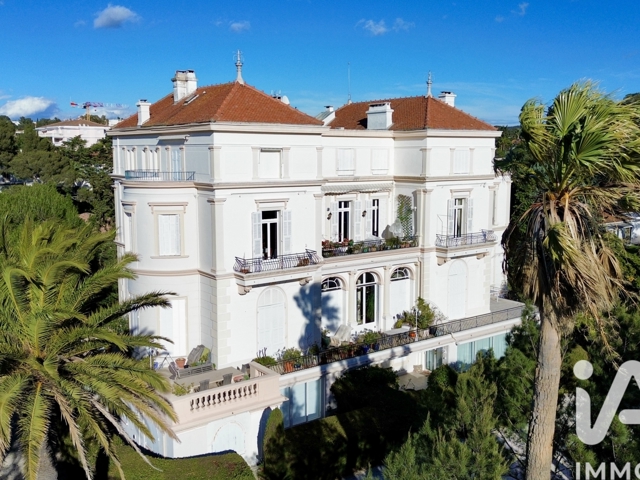 Vente  Appartement F5  de 110 m² à Saint Raphaël 499 000 euros Réf: SFN-1896932