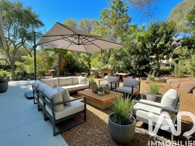 Vente  Appartement F2  de 43 m² à Saint Raphaël 285 000 euros Réf: SFN-1949544