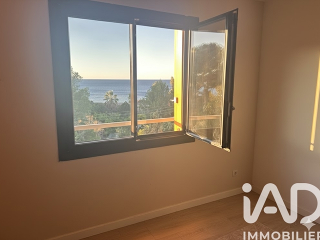Vente  Appartement F4  de 64 m² à Saint Raphaël 330 000 euros Réf: SFN-1948684