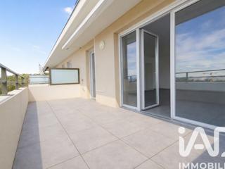 Vente  Appartement T3  de 74 m² à Saint Raphaël 394 000 euros