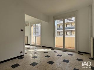 Vente  Appartement F3  de 62 m² à Toulon 148 000 euros