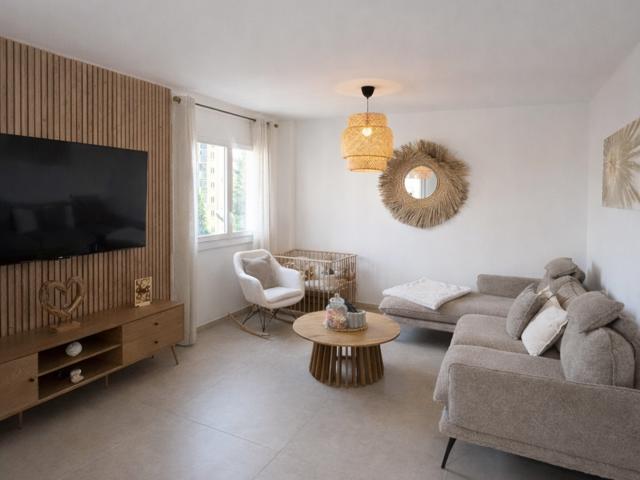 Vente  Appartement T3  de 68 m² à La Valette du Var 250 000 euros Réf: SFN-1953014