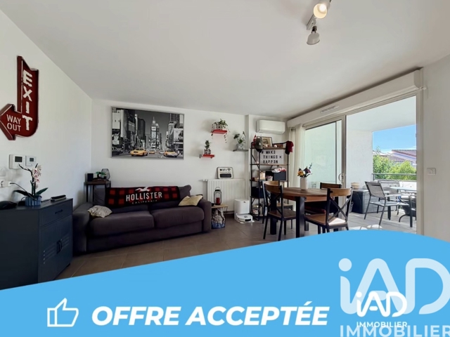 Vente  Appartement T2  de 43 m² à La Farlède 219 500 euros Réf: SFN-1891015