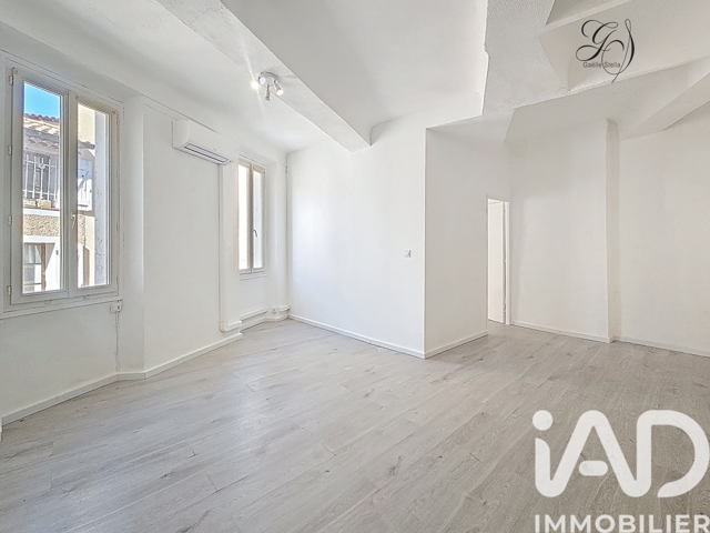 Vente  Appartement F3  de 65 m² à Cuers 135 000 euros Réf: SFN-1954416