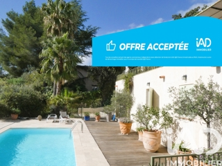 Vente  Maison de 160 m² à Pierrefeu du Var 680 000 euros