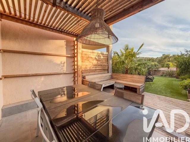 Vente  Maison de 48 m² à Roquebrune sur Argens 260 000 euros Réf: SFN-1956920