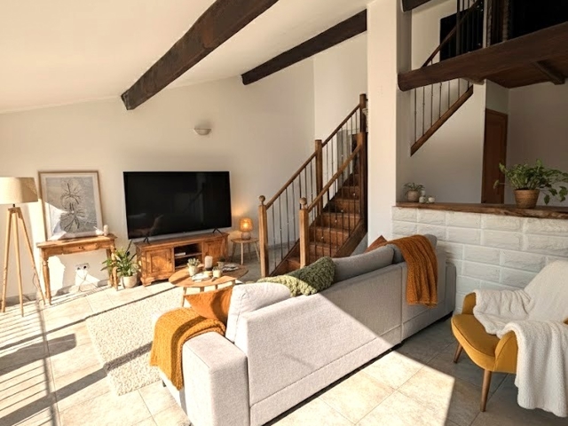 Vente  Appartement F4  de 135 m² à Salernes 190 000 euros Réf: SFN-1956774