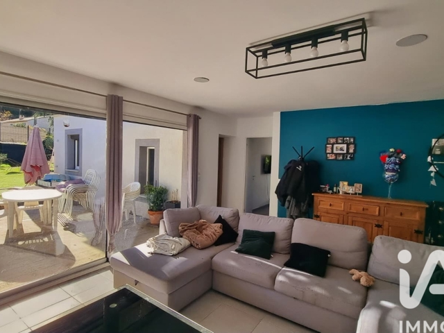 Vente  Maison de 120 m² à Rougiers 415 000 euros Réf: SFN-1956004
