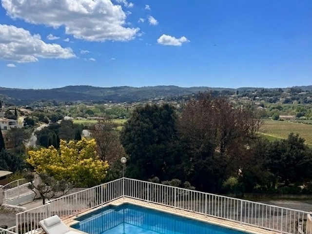 Vente  Maison de 162 m² à Carcès 447 000 euros Réf: SFN-1959150