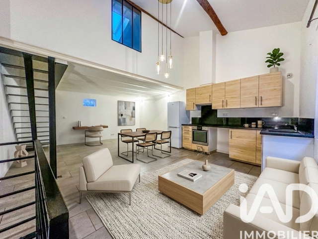 Vente  Appartement T3  de 75 m² à Solliès Pont 237 500 euros Réf: SFN-1960167