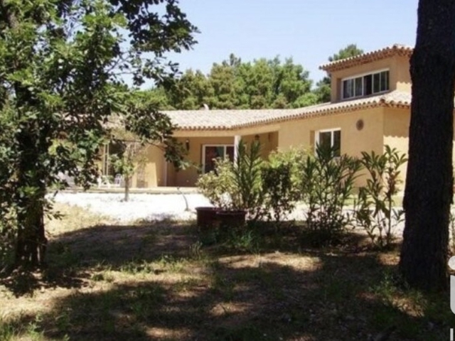 Vente  Maison de 215 m² à La Garde Freinet 1 680 000 euros Réf: SFN-1959344