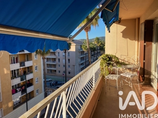Vente  Appartement T2  de 63 m² à Hyères 219 500 euros Réf: SFN-1957637