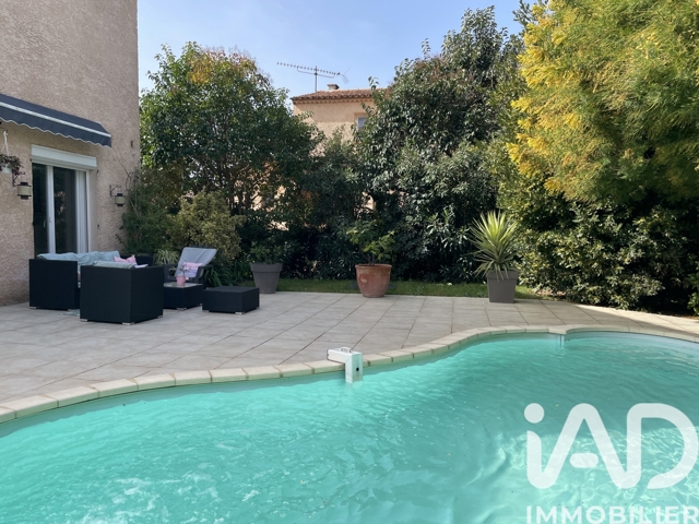 Vente  Maison de 100 m² à Sanary 582 000 euros Réf: SFN-1887960