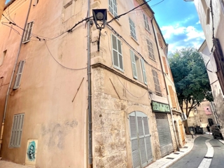 Vente  Appartement T3  de 81 m² à Brignoles 83 000 euros Réf: SFN-1888183