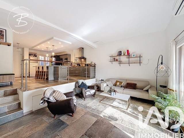 Vente  Maison de 91 m² à Toulon 370 000 euros Réf: SFN-1957353