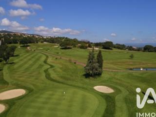 Vente  Appartement T2  de 40 m² à Saint Raphaël 339 800 euros