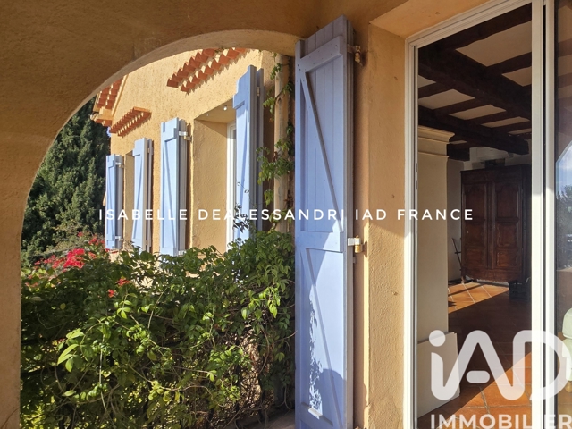 Vente  Appartement F3  de 73 m² à Bandol 422 000 euros Réf: SFN-1971059