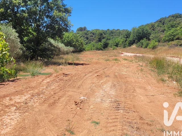 Vente  Terrain de 972 m² à Montmeyan 80 000 euros Réf: SFN-1969756