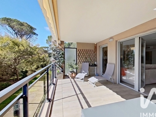 Vente  Appartement T3  de 83 m² à Saint Raphaël 539 000 euros