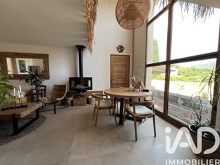 Vente  Maison de 113 m² à La Londe les Maures 640 000 euros
